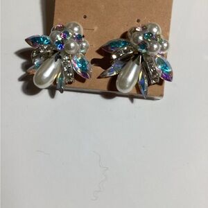 Iridescent Pearl Cluster Earrings